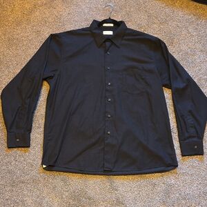 Van Heusen Classic Black Dress Shirt